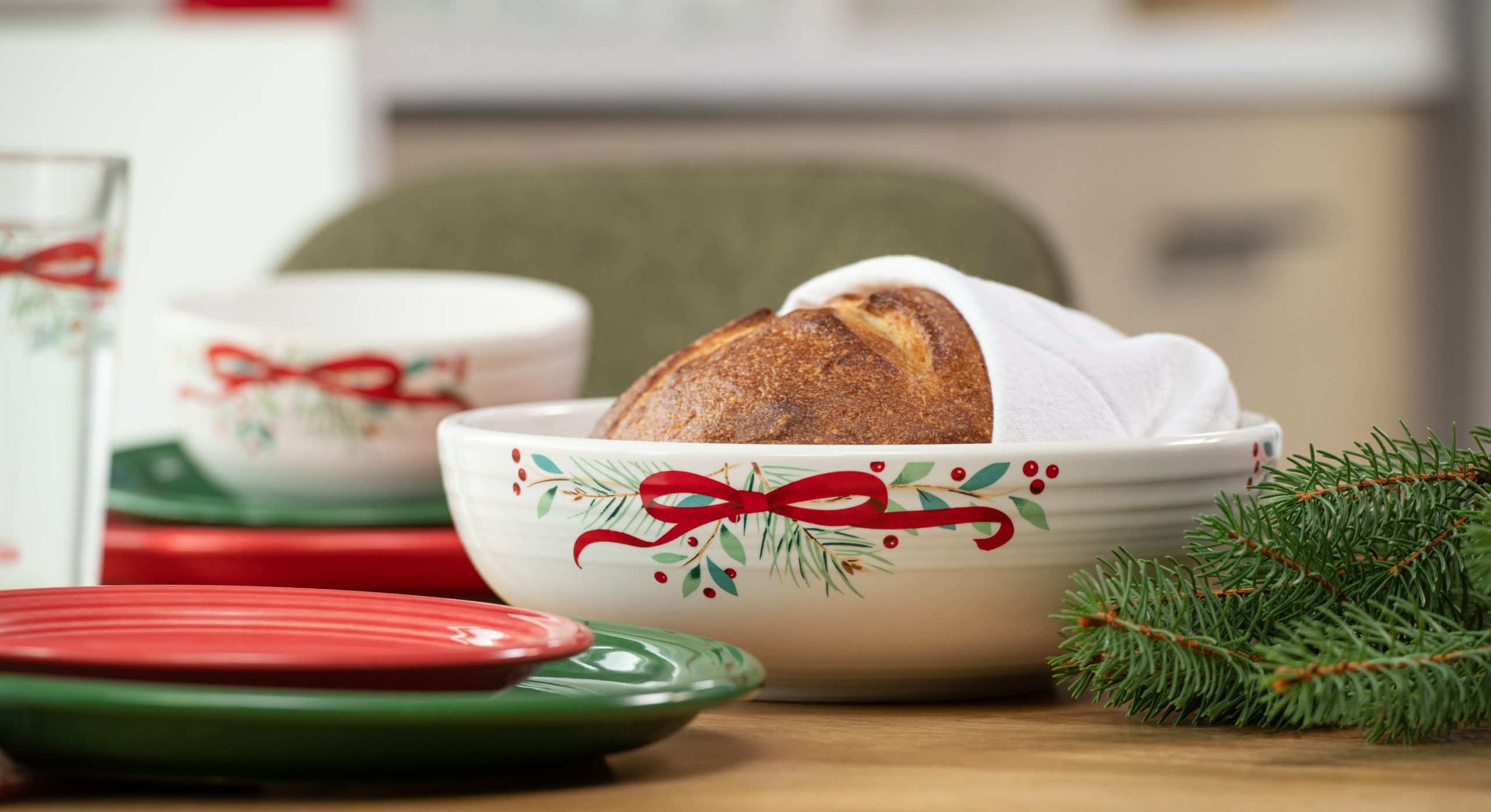 Fiesta Dinnerware - Holly Berry Christmas Garland Bistro Coupe 9 5/8 Inch Large Bowl 68 OZ - Image 2